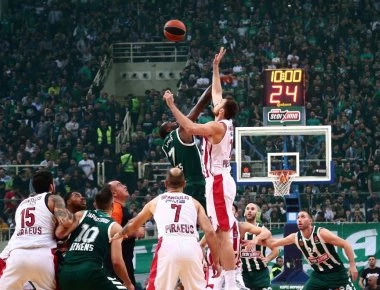 Παναθηναϊκός – Ολυμπιακός: «Βόμβα» με καταγγελίες χρηματισμού των διαιτητών- «Καίει» τον Γιαννακόπουλο το φύλλο αγώνα